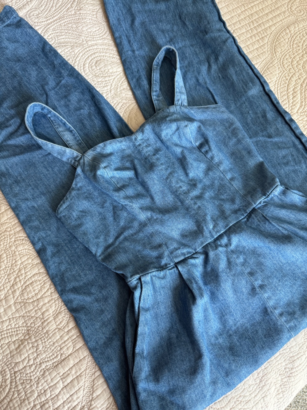Lightweight denim jumper